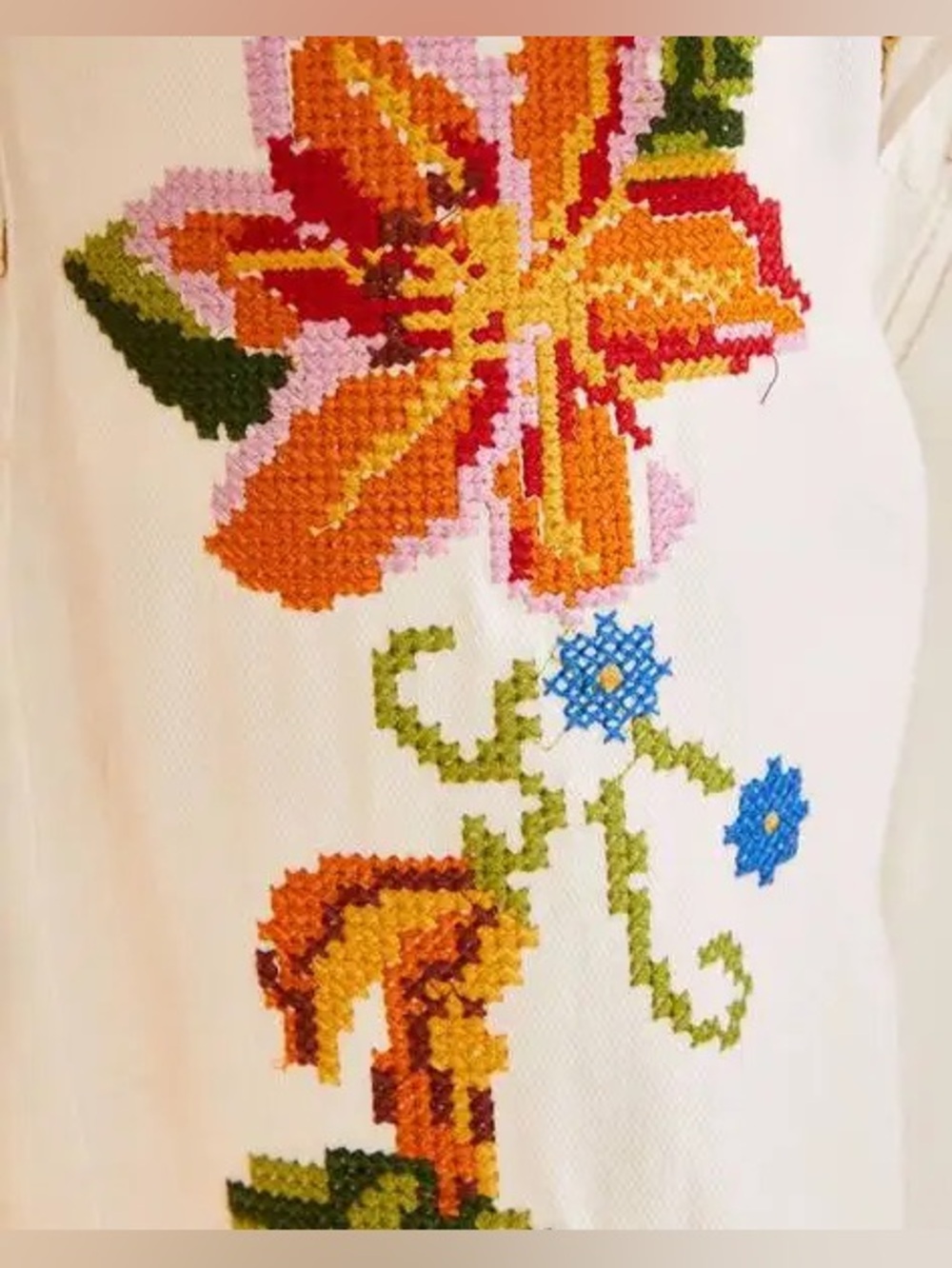 Farm Rio Embroidered Pants - Picture 14 of 14